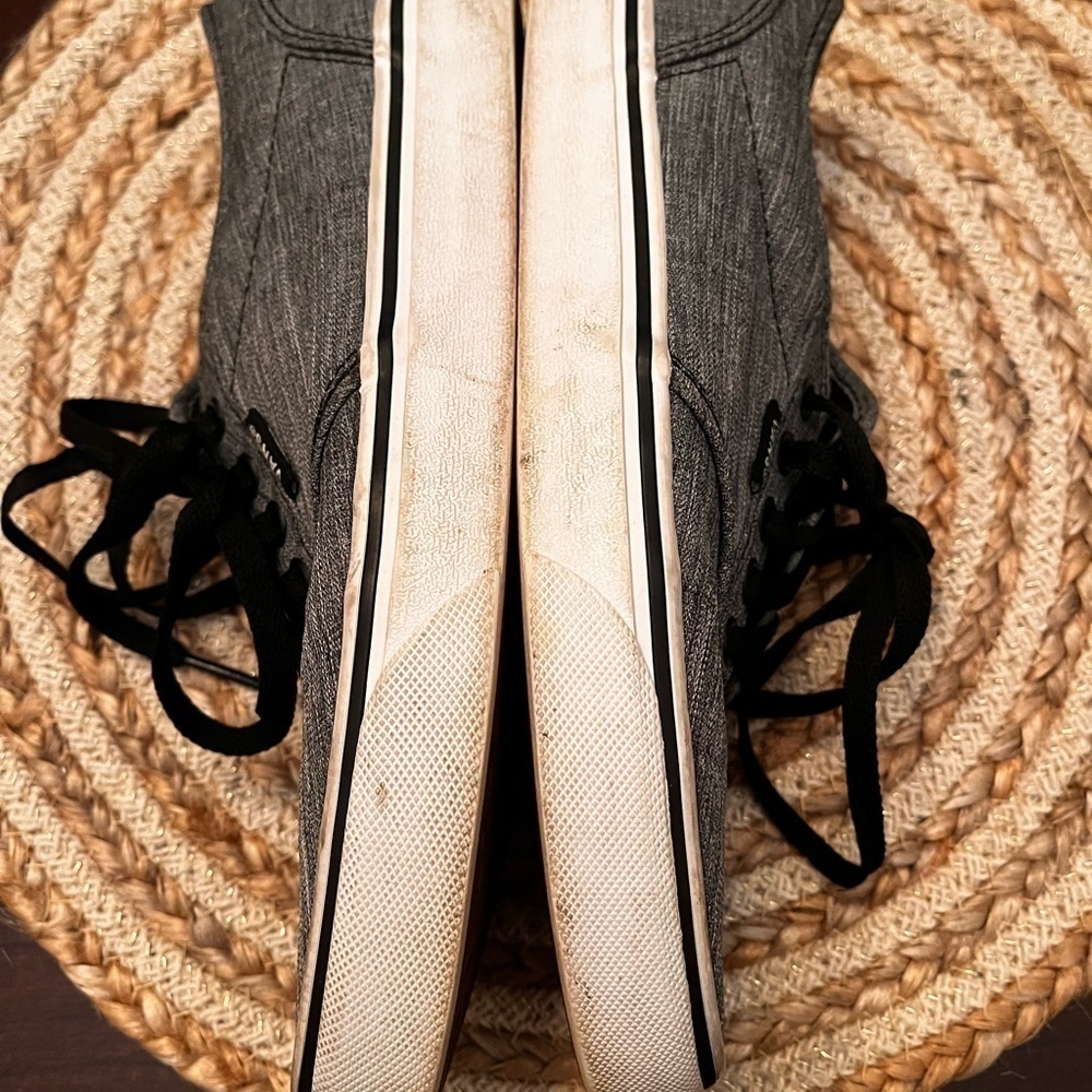 Vans Gray Sneakers with Black Laces - Picture 6 of 10